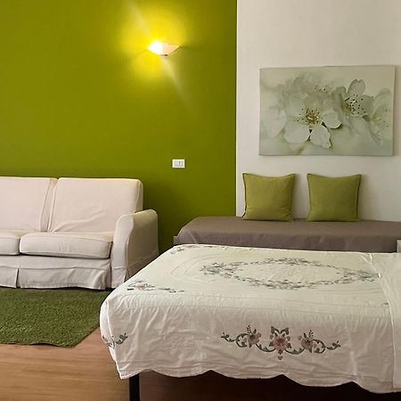 Centro Citta Train Station Apartment Bergamo Bagian luar foto