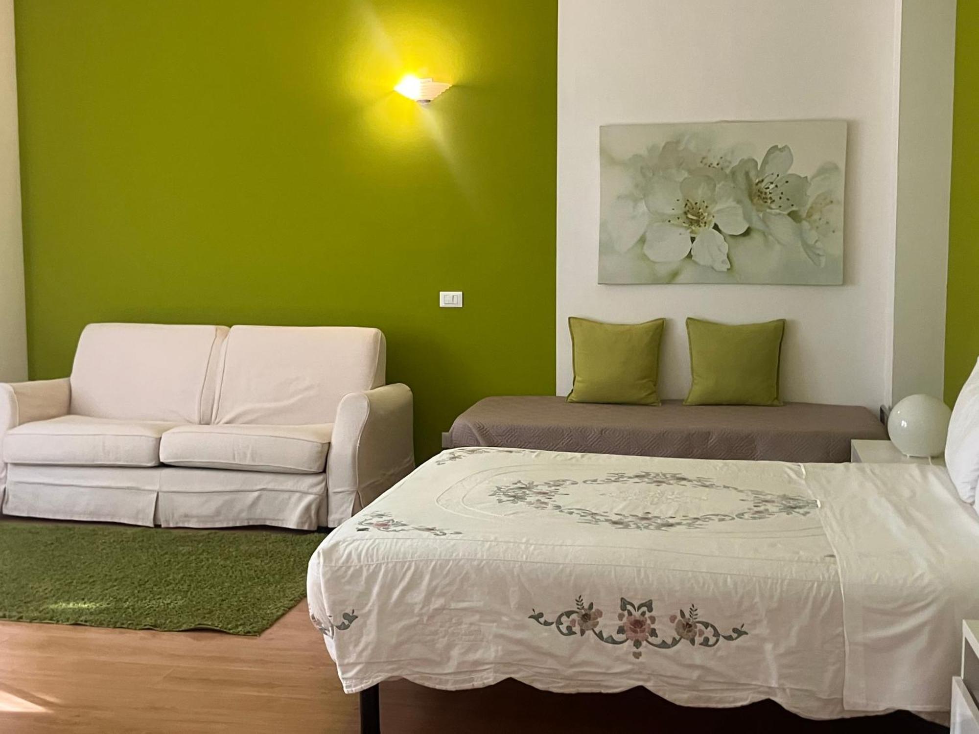 Centro Citta Train Station Apartment Bergamo Bagian luar foto