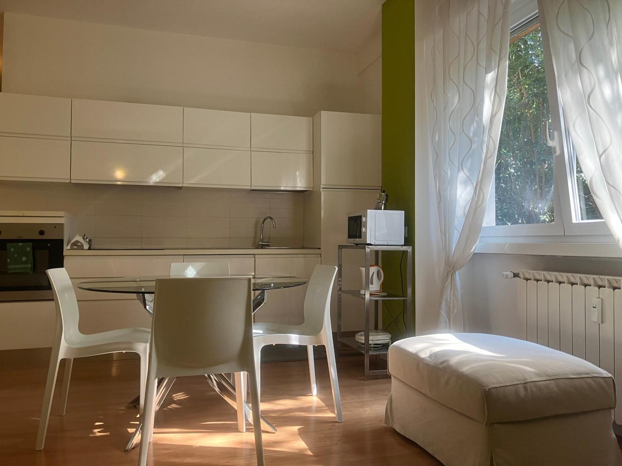 Centro Citta Train Station Apartment Bergamo Bagian luar foto