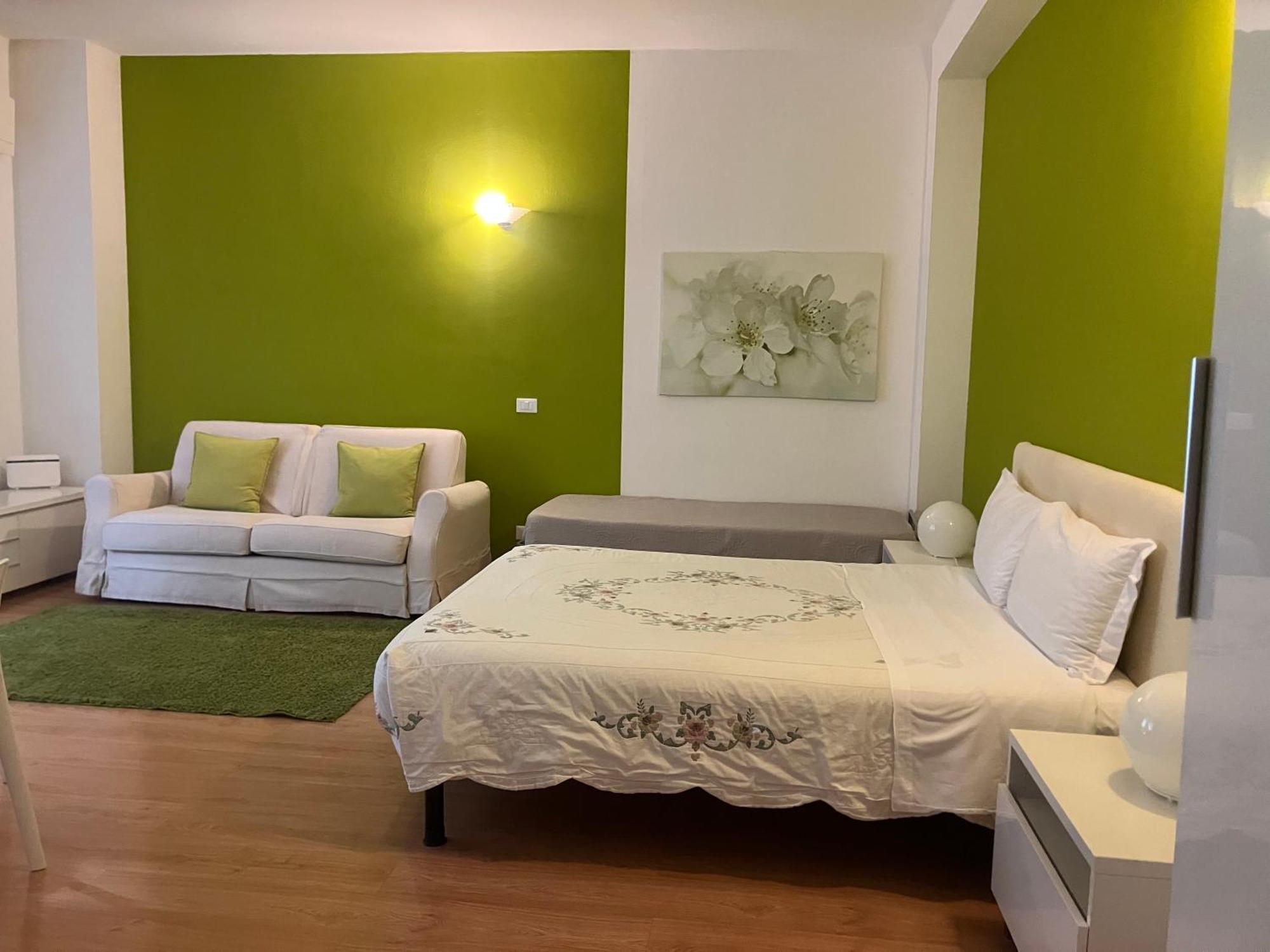 Centro Citta Train Station Apartment Bergamo Bagian luar foto