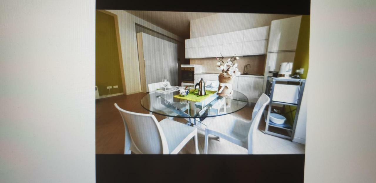 Centro Citta Train Station Apartment Bergamo Bagian luar foto